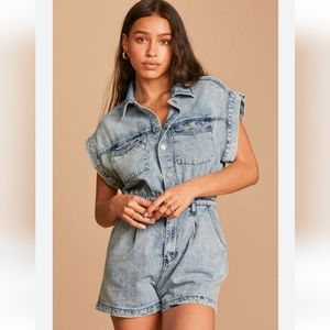 Blank NYC - Head Backstage Light Wash Denim Short Sleeve Romper